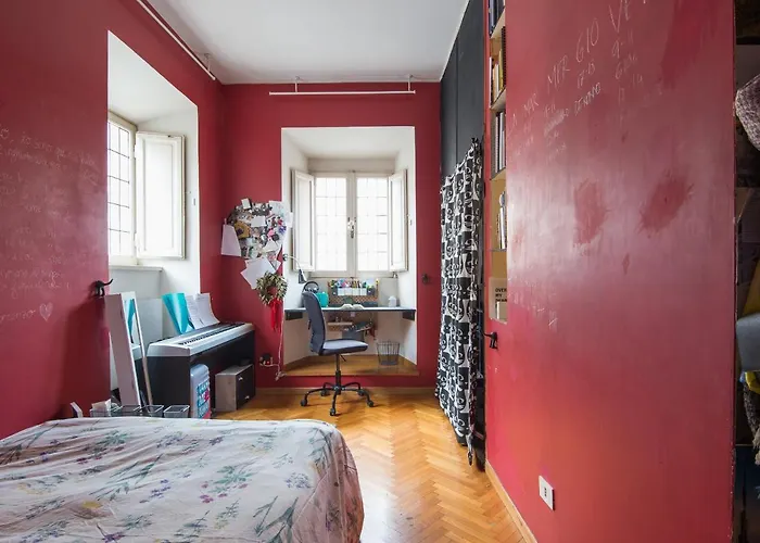 Coronari Enchanting Two Bedroom Apartment Rom