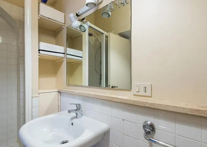 Coronari Enchanting Two Bedroom Apartment Rom