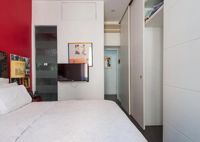 Coronari Enchanting Two Bedroom Apartment *