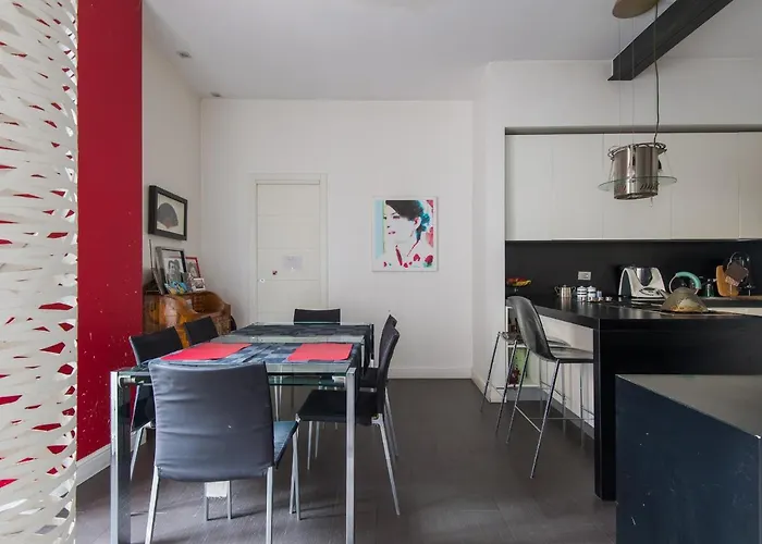 Coronari Enchanting Two Bedroom * Rom