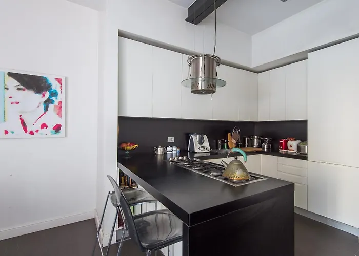 Coronari Enchanting Two Bedroom Apartment Rom