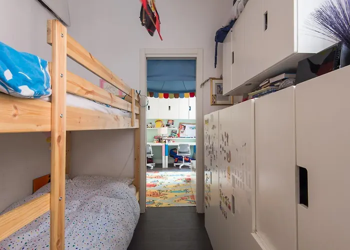 Coronari Enchanting Two Bedroom Apartment *